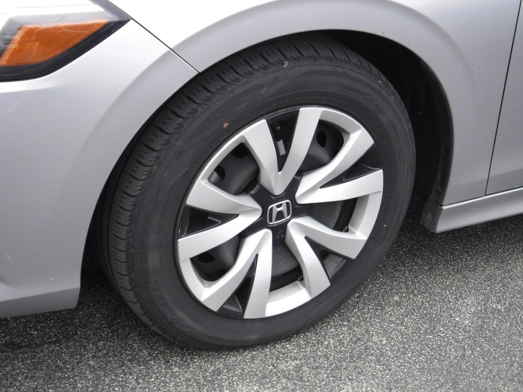 2022 Honda Civic LX 4dr Sedan photo
