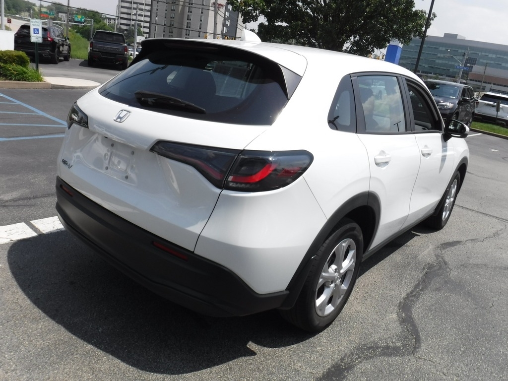 2023 Honda HR-V AWD LX 4dr Crossover photo