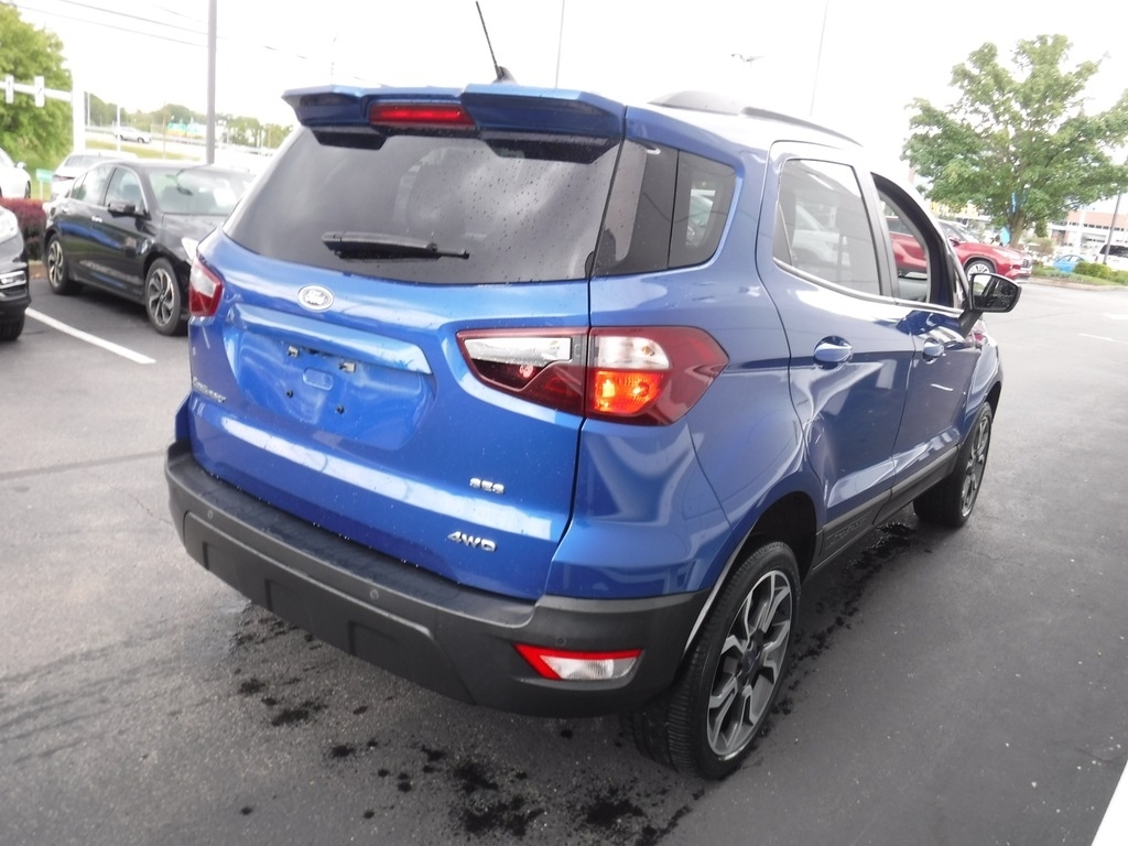 2020 Ford EcoSport AWD SES 4dr Crossover photo