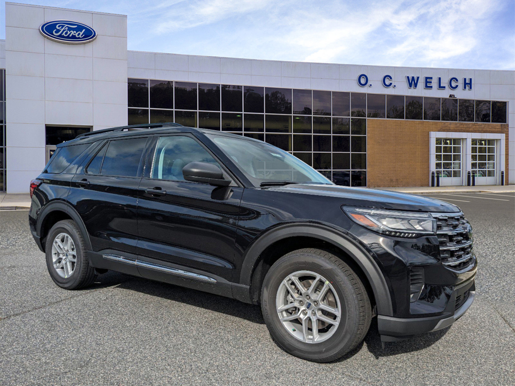 2025 Ford Explorer Active SUV