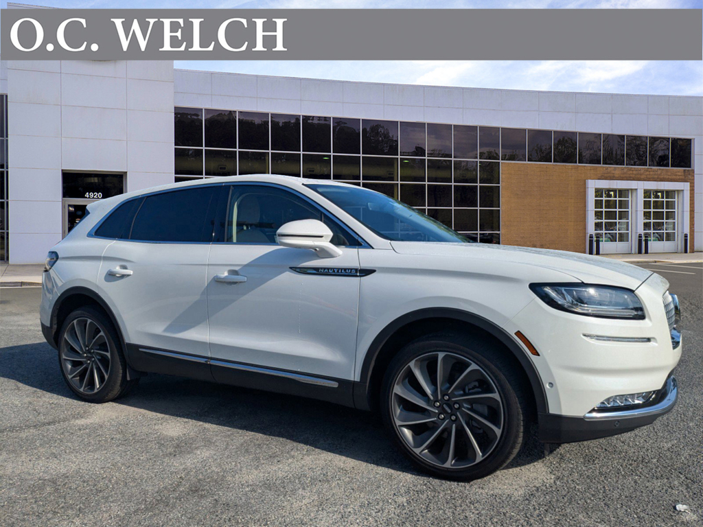 2023 Lincoln Nautilus Reserve SUV