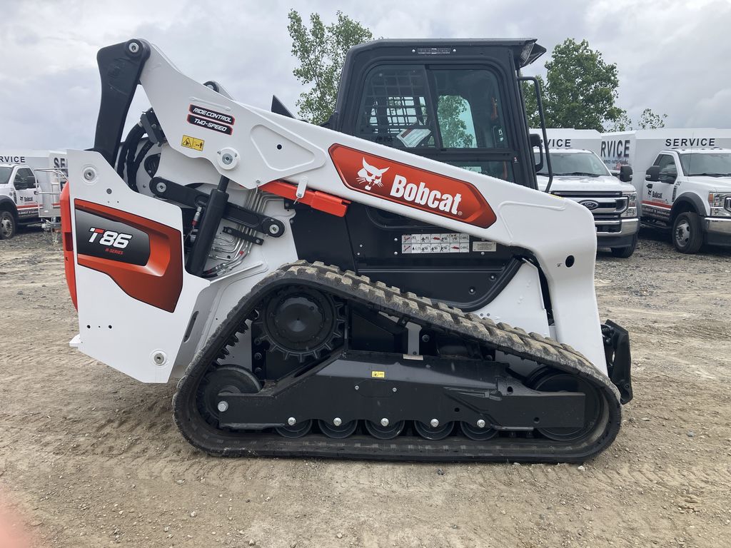 Photo of a 2026 Bobcat Compact Track Loaders T86