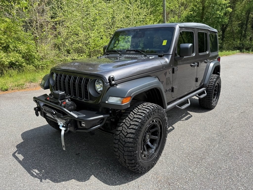 View vehicle photo 2