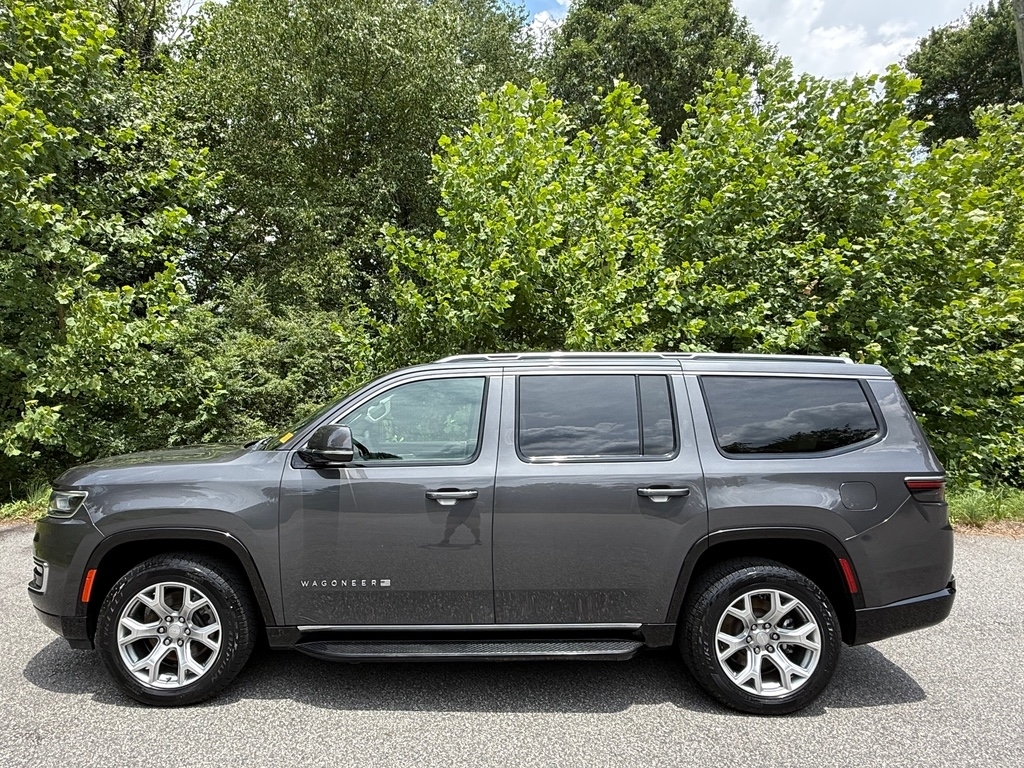 Baltic Gray Metallic Clear Coat 2022 Jeep Wagoneer SUV / Crossover 4X2 Automatic