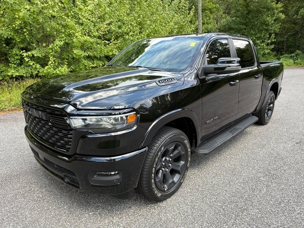 View vehicle photo 2