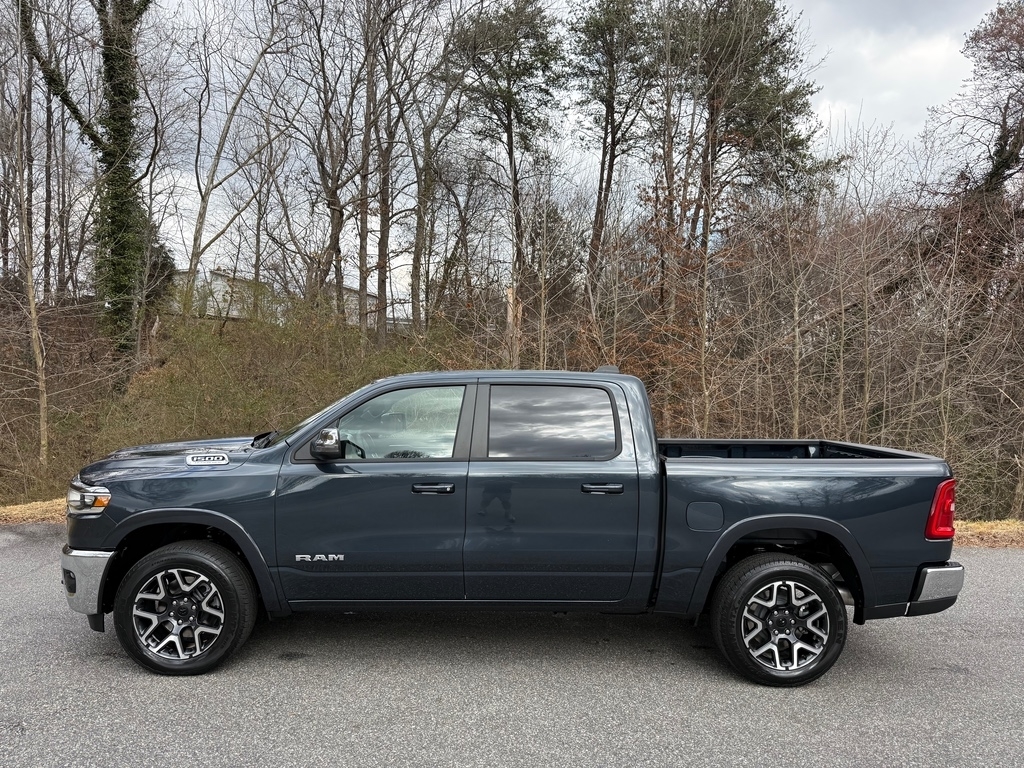 2026 Ram 1500 Laramie Crew 4WD Hurricane Pickup