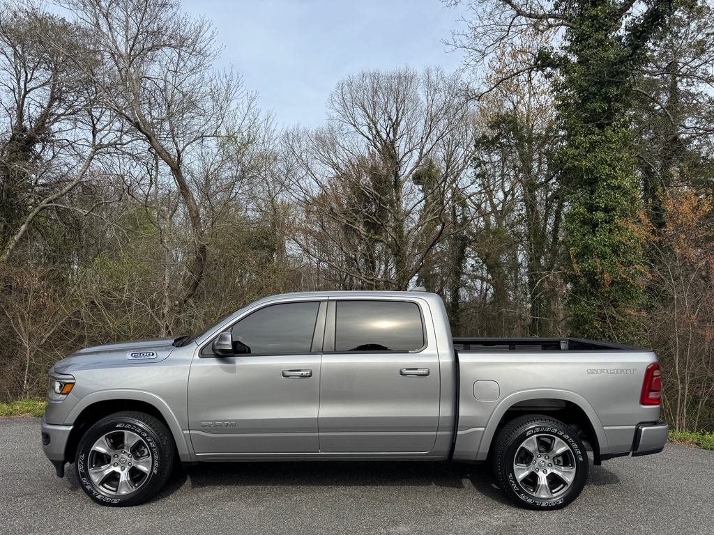 2022 Ram 1500 Laramie Crew HEMI 4WD Pickup
