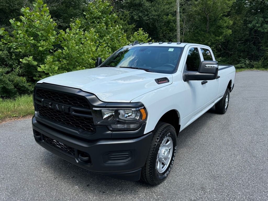 2024 RAM 3500 Tradesman Crew HEMI 4WD LWB photo