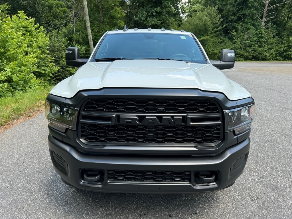2024 RAM 3500 Tradesman Crew HEMI 4WD LWB photo
