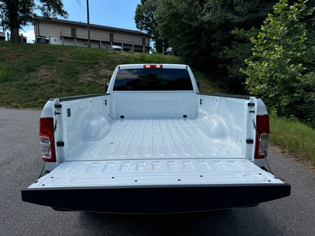 2024 RAM 3500 Tradesman Crew HEMI 4WD LWB photo