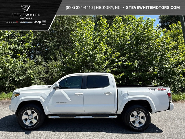 Super White 2020 Toyota Tacoma Pickup Truck Four-Wheel Drive 6-Speed Automatic