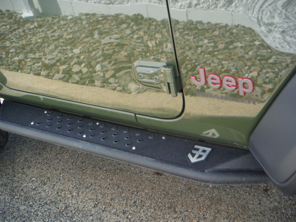 2021 Jeep Wrangler image 11