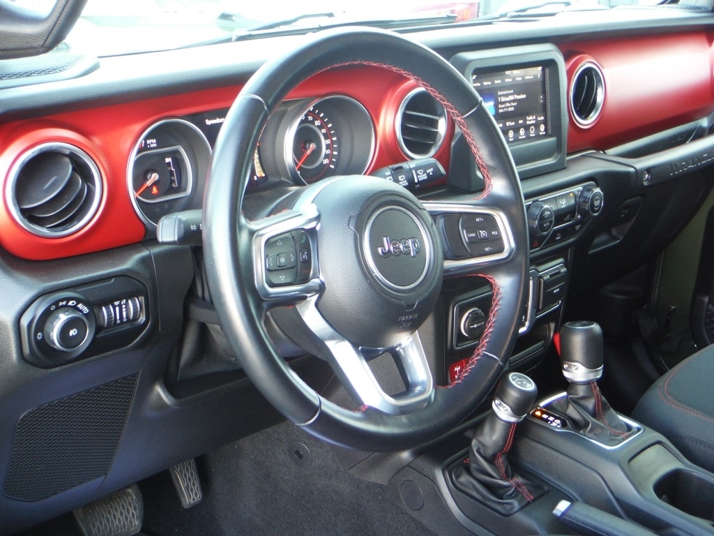 2021 Jeep Wrangler image 18