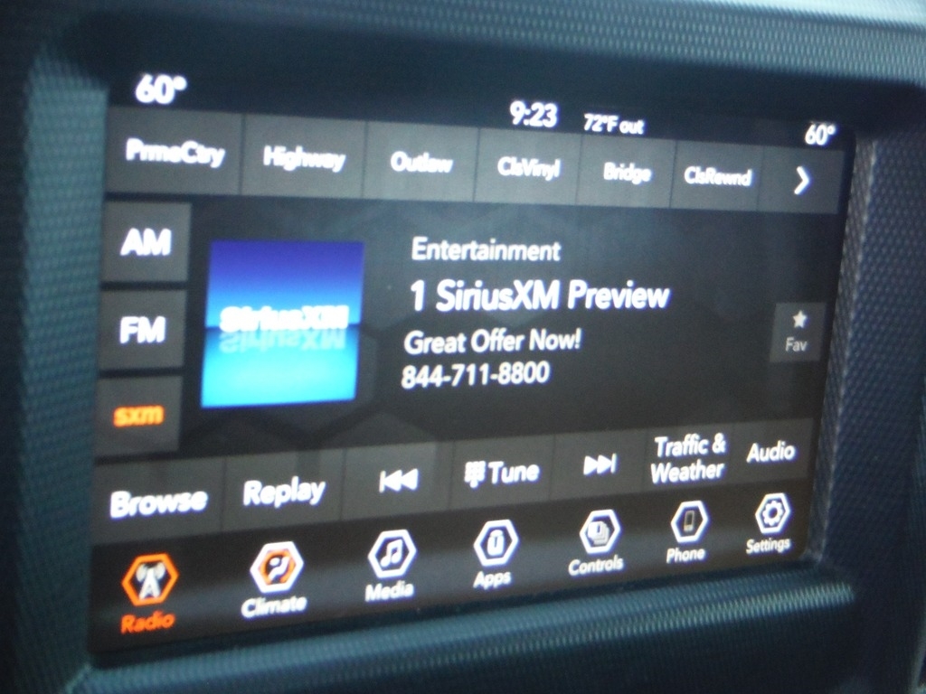 2021 Jeep Wrangler image 28