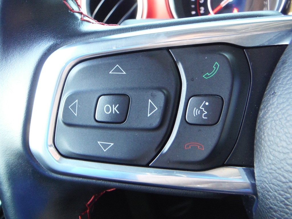 2021 Jeep Wrangler image 38
