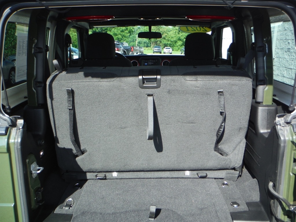 2021 Jeep Wrangler image 43