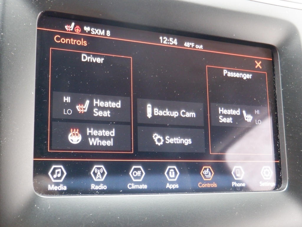 2019 Jeep Cherokee image 23