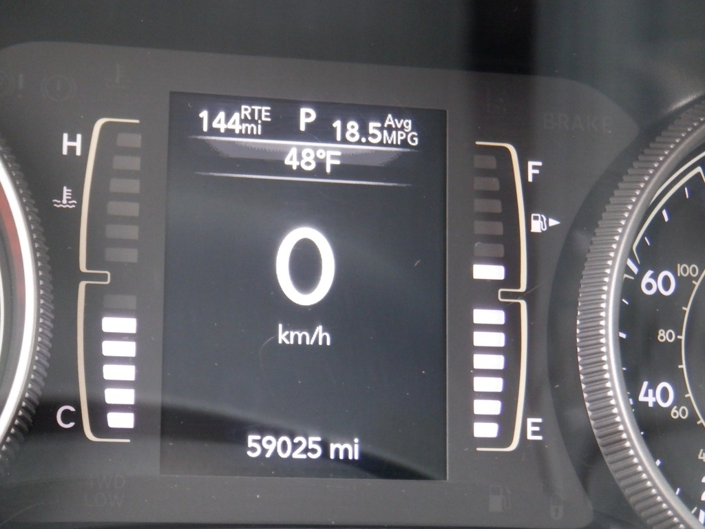 2019 Jeep Cherokee image 46