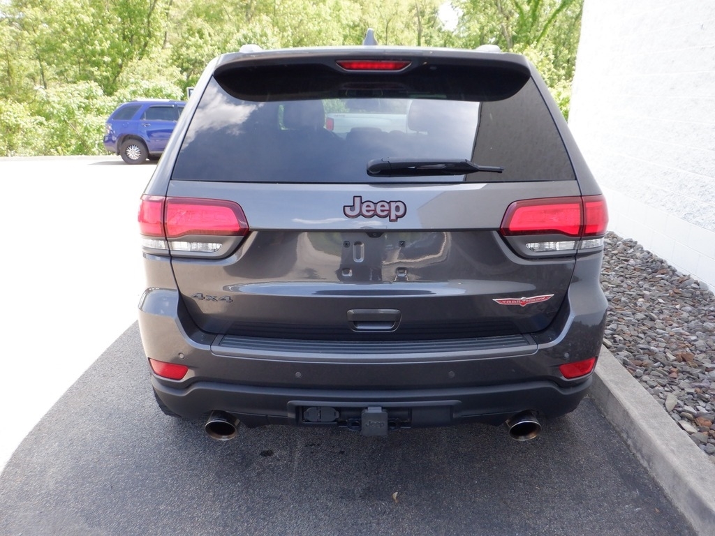 2017 Jeep Grand Cherokee image 12