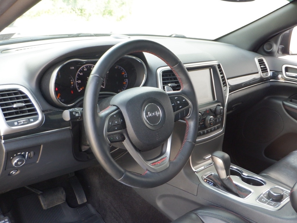2017 Jeep Grand Cherokee image 21