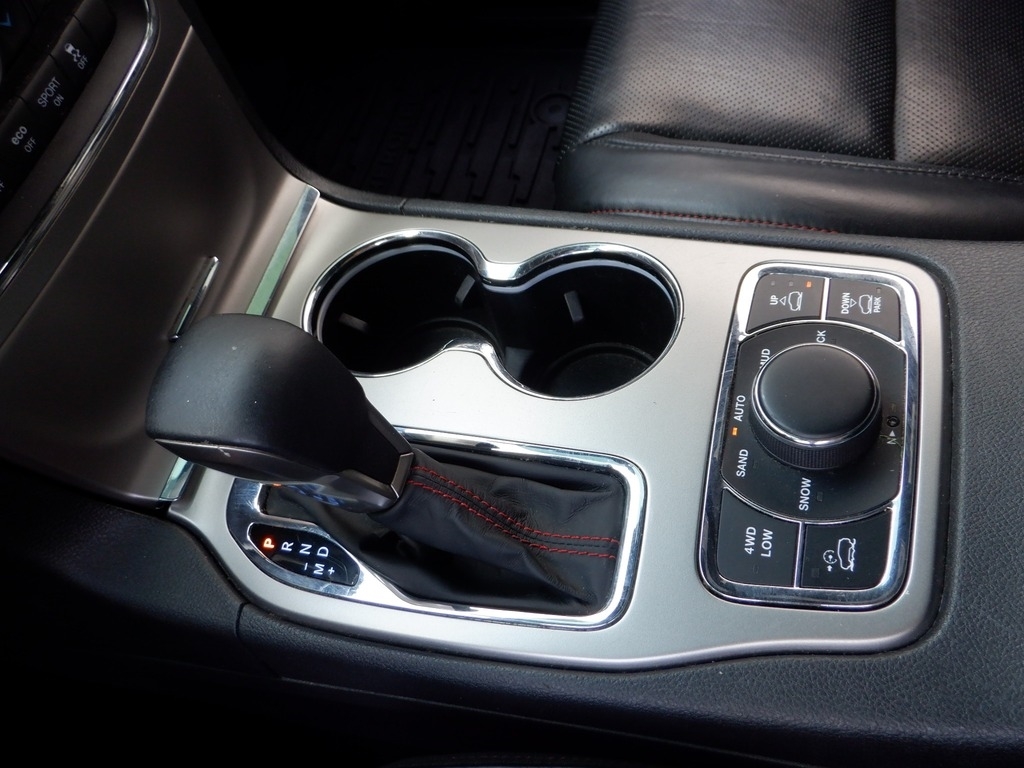 2017 Jeep Grand Cherokee image 26