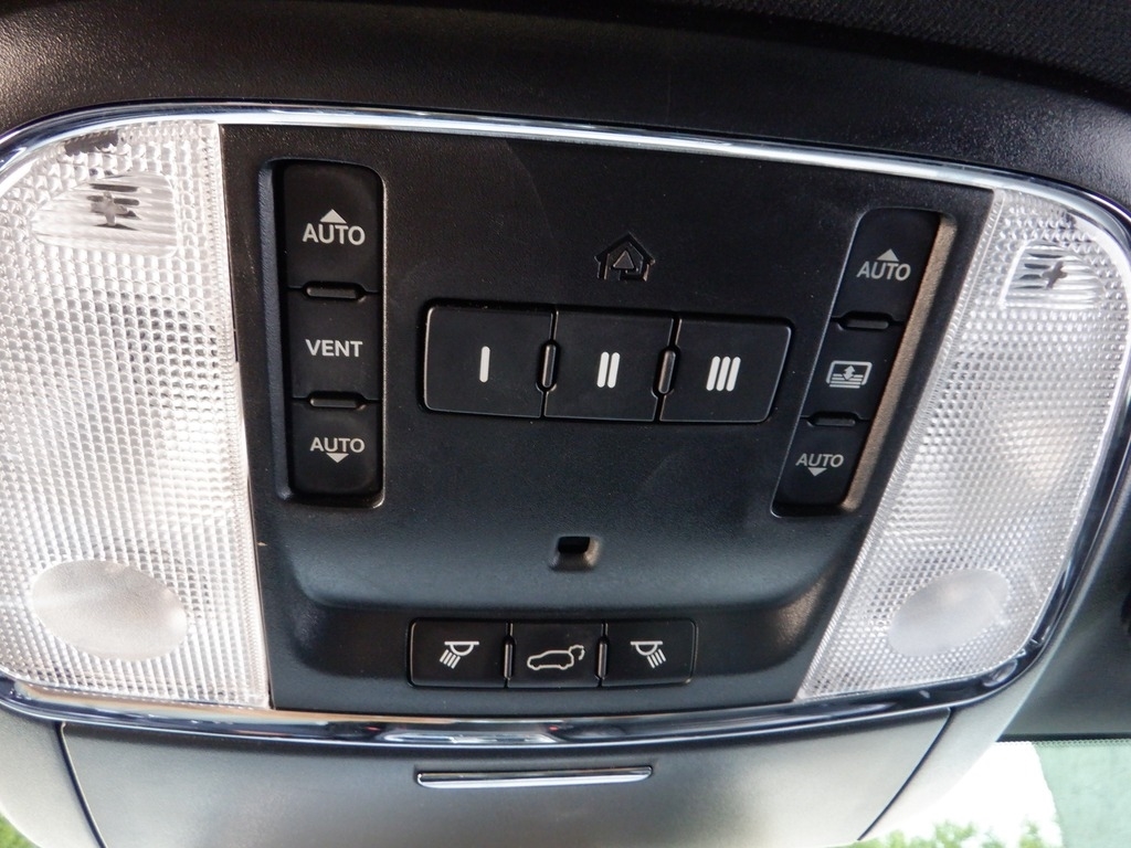 2017 Jeep Grand Cherokee image 30