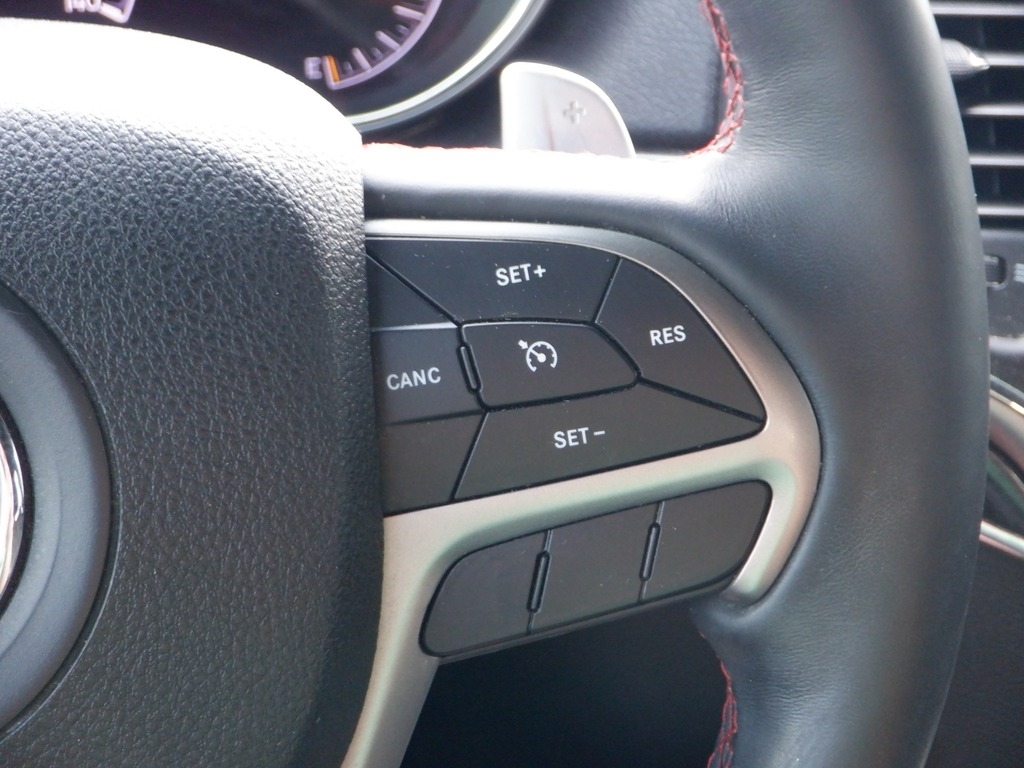 2017 Jeep Grand Cherokee image 41