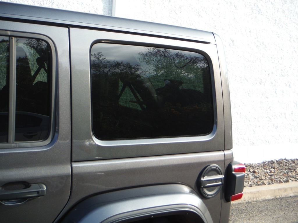 2025 Jeep Wrangler image 10