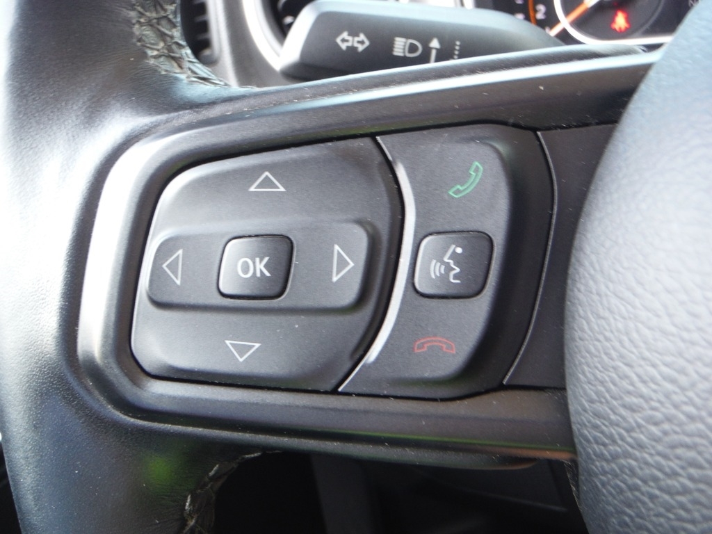 2021 Jeep Gladiator image 39