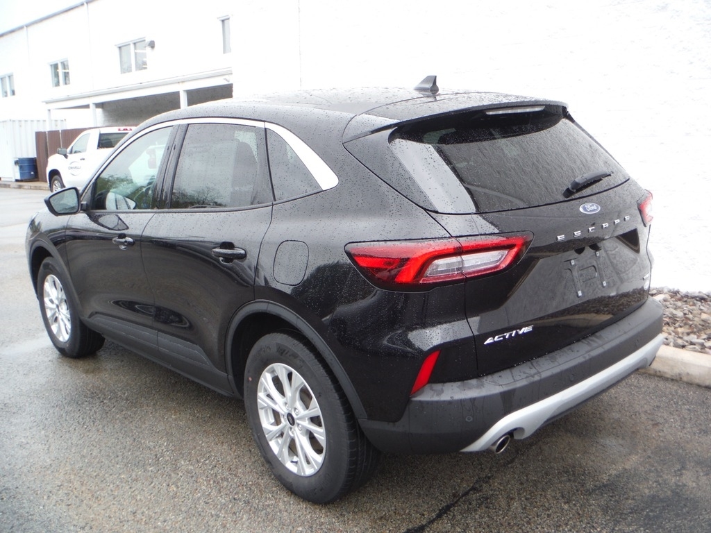 2023 Ford Escape image 11