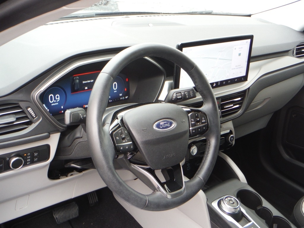 2023 Ford Escape image 16