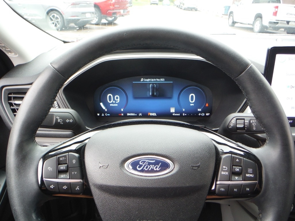 2023 Ford Escape image 35