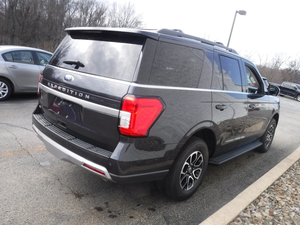 2024 Ford Expedition image 10