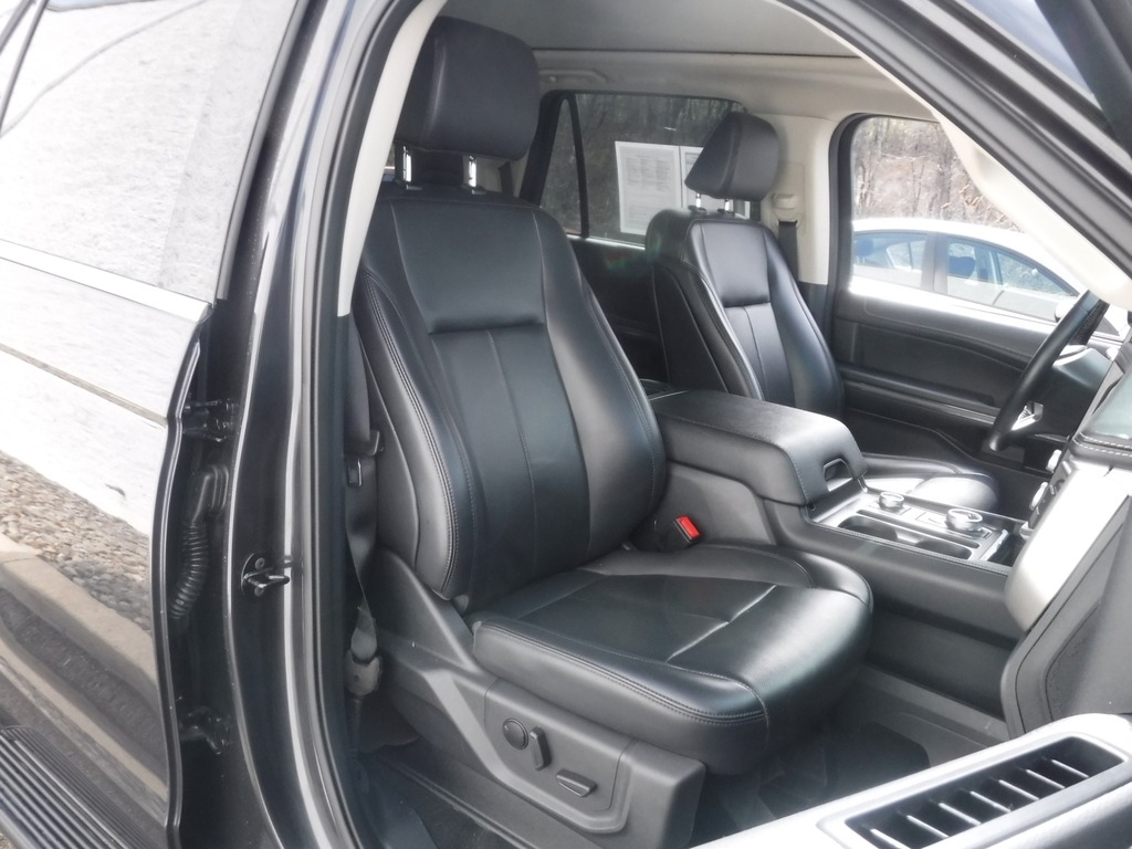 2024 Ford Expedition image 18