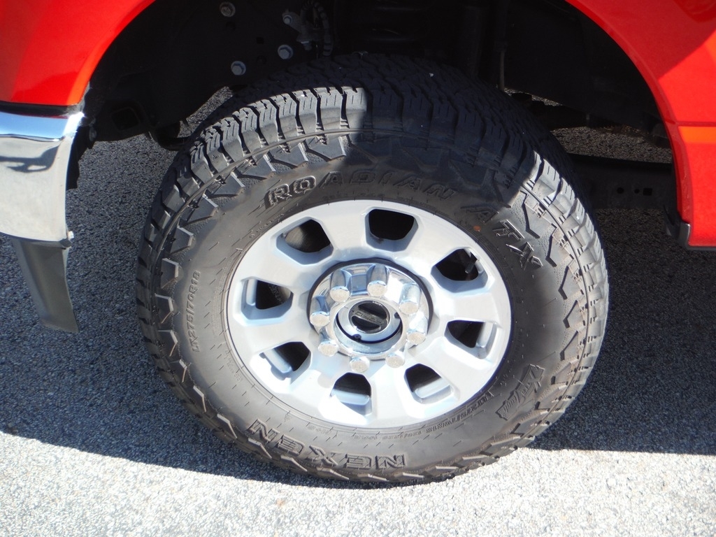 2024 Ford F-250 Super Duty image 3