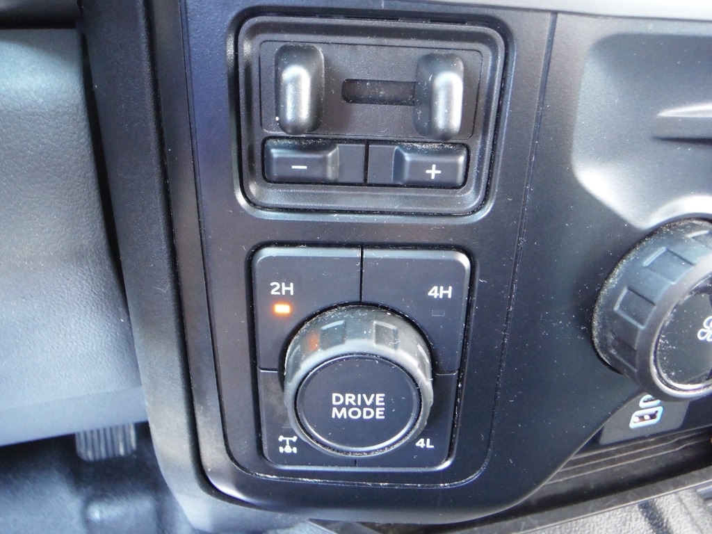 2024 Ford F-250 Super Duty image 30