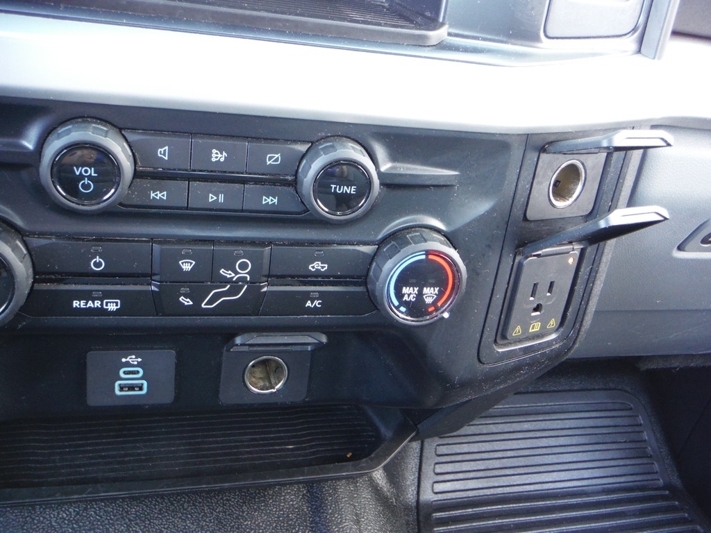 2024 Ford F-250 Super Duty image 31