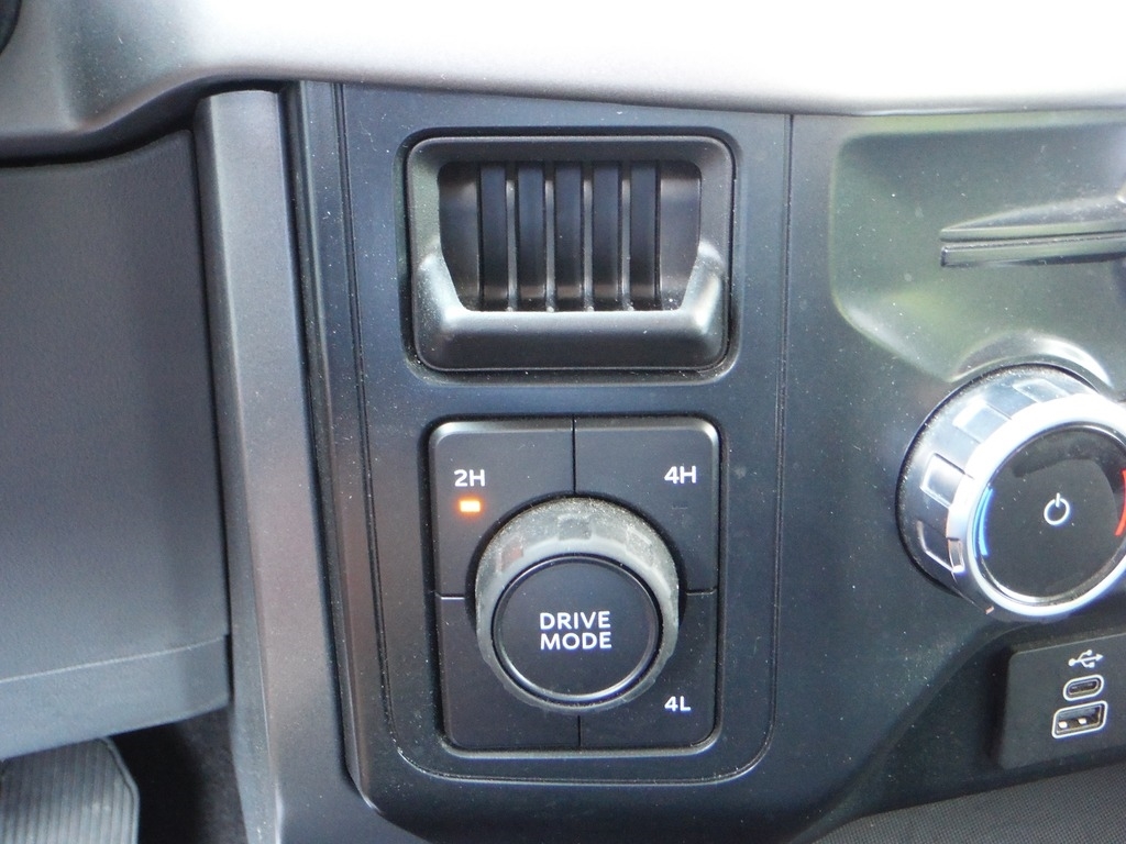 2025 Ford F-150 image 30