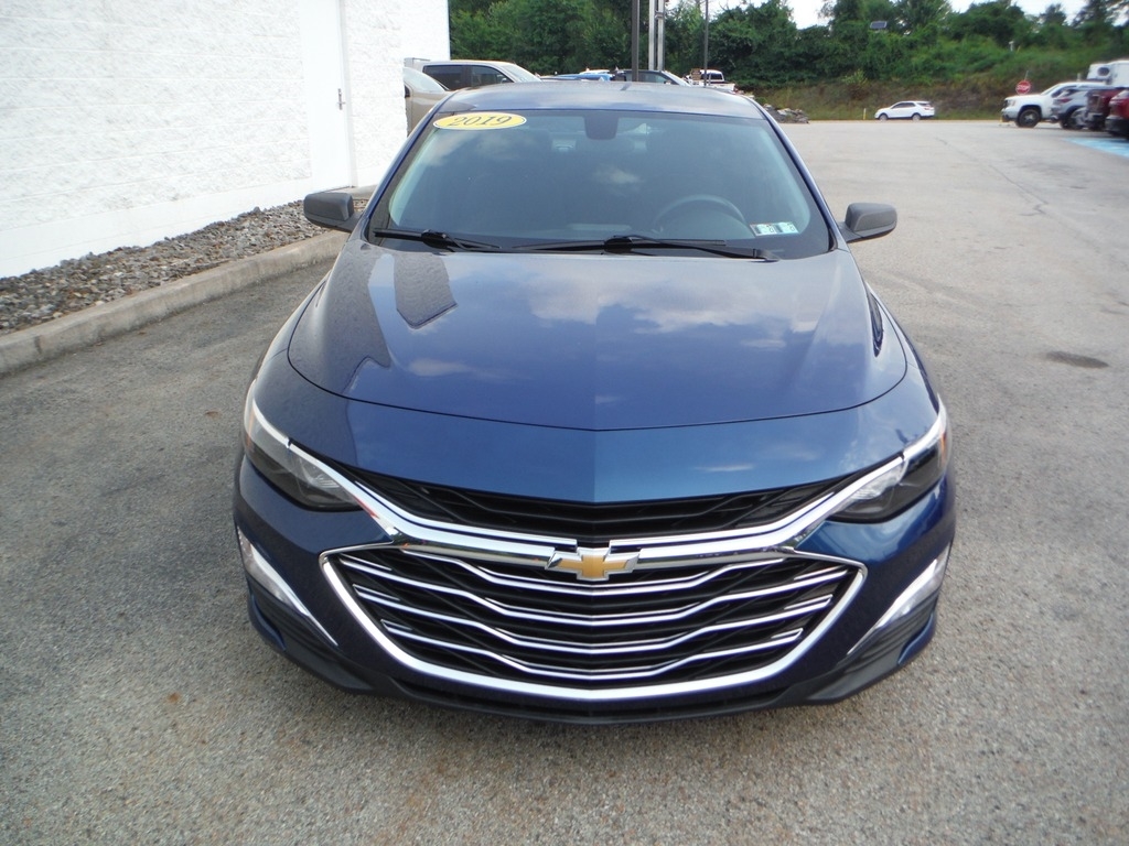 2019 Chevrolet Malibu image 4