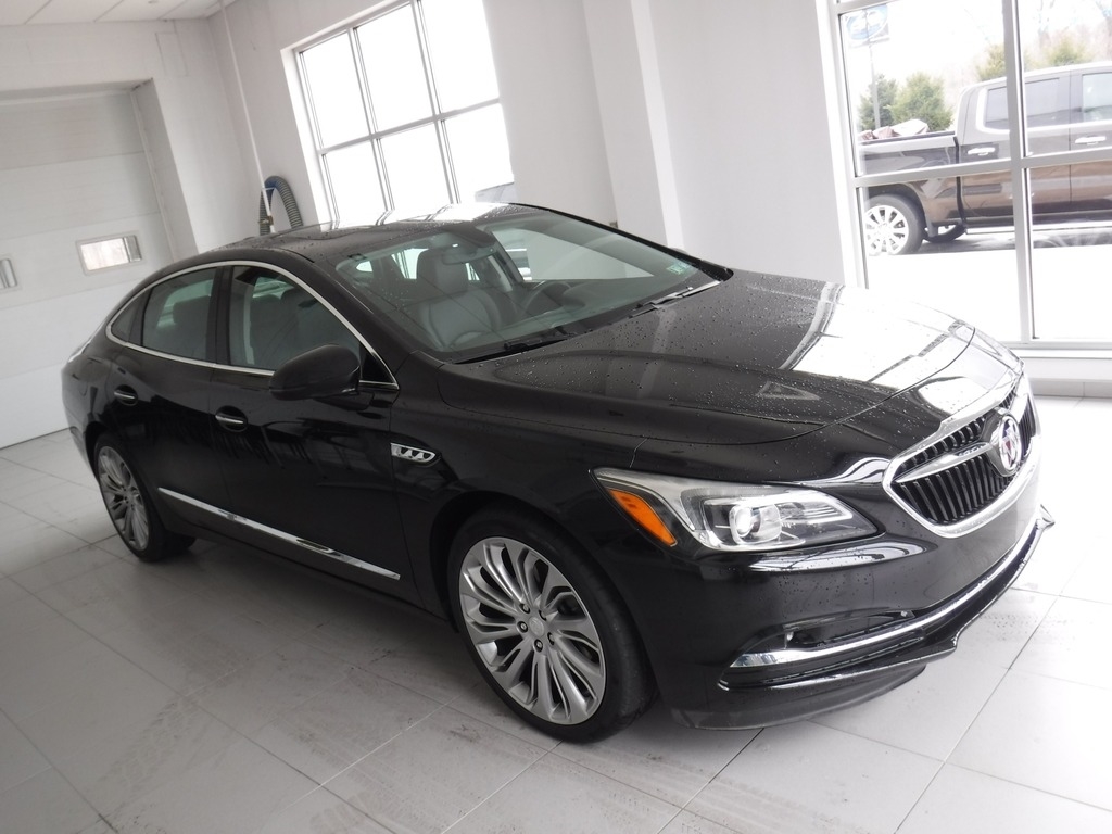 2017 Buick LaCrosse image 6