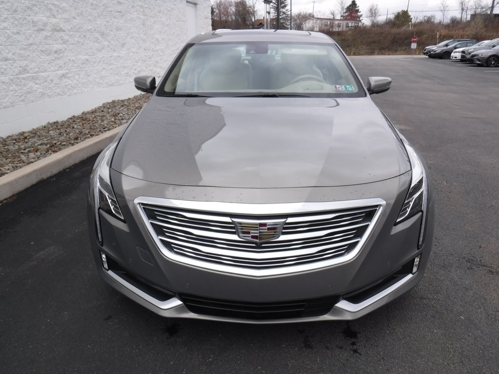 2017 Cadillac CT6 image 5