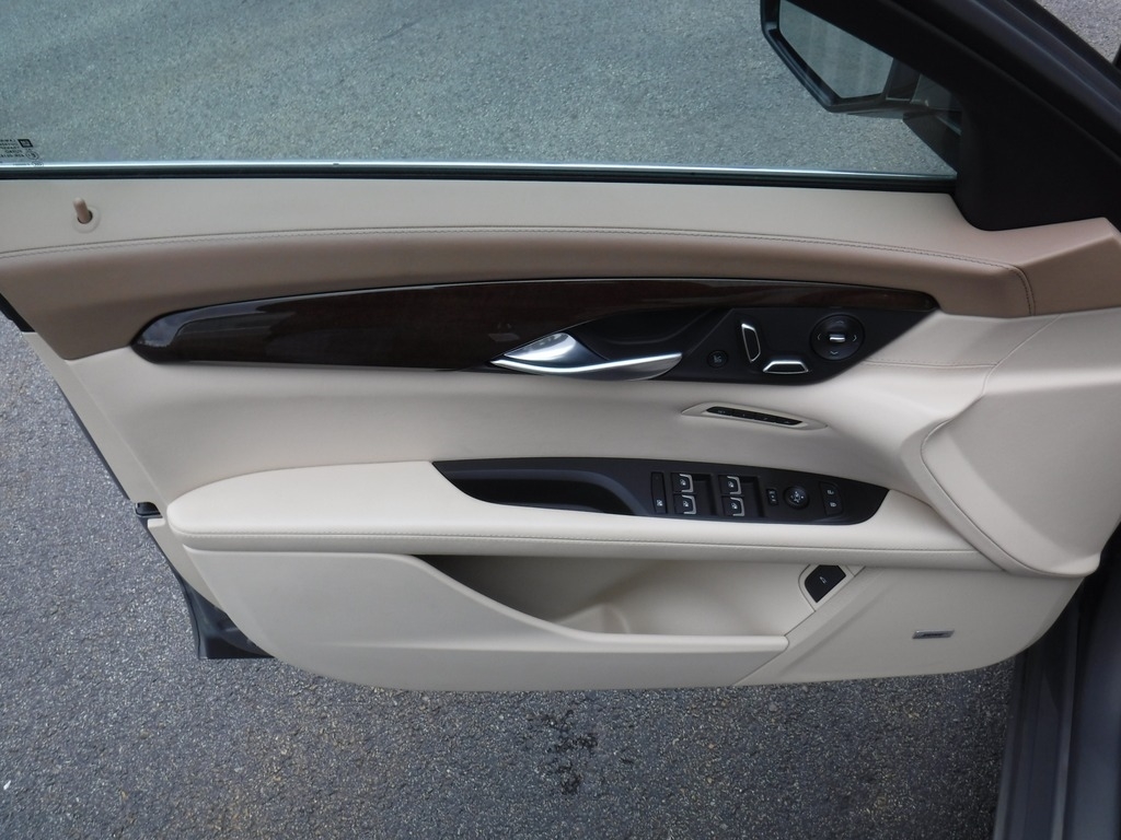 2017 Cadillac CT6 image 18