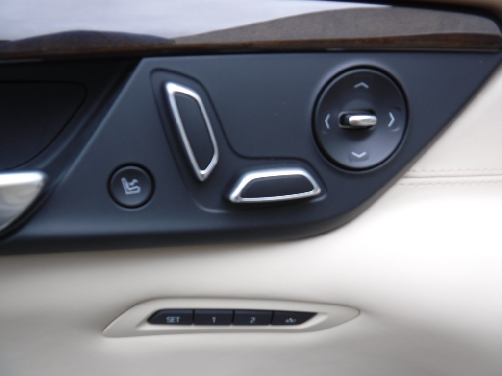 2017 Cadillac CT6 image 19