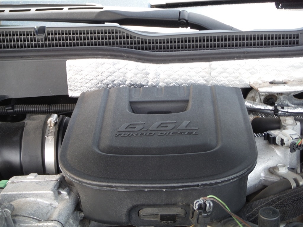 2015 Chevrolet Silverado 2500HD image 17
