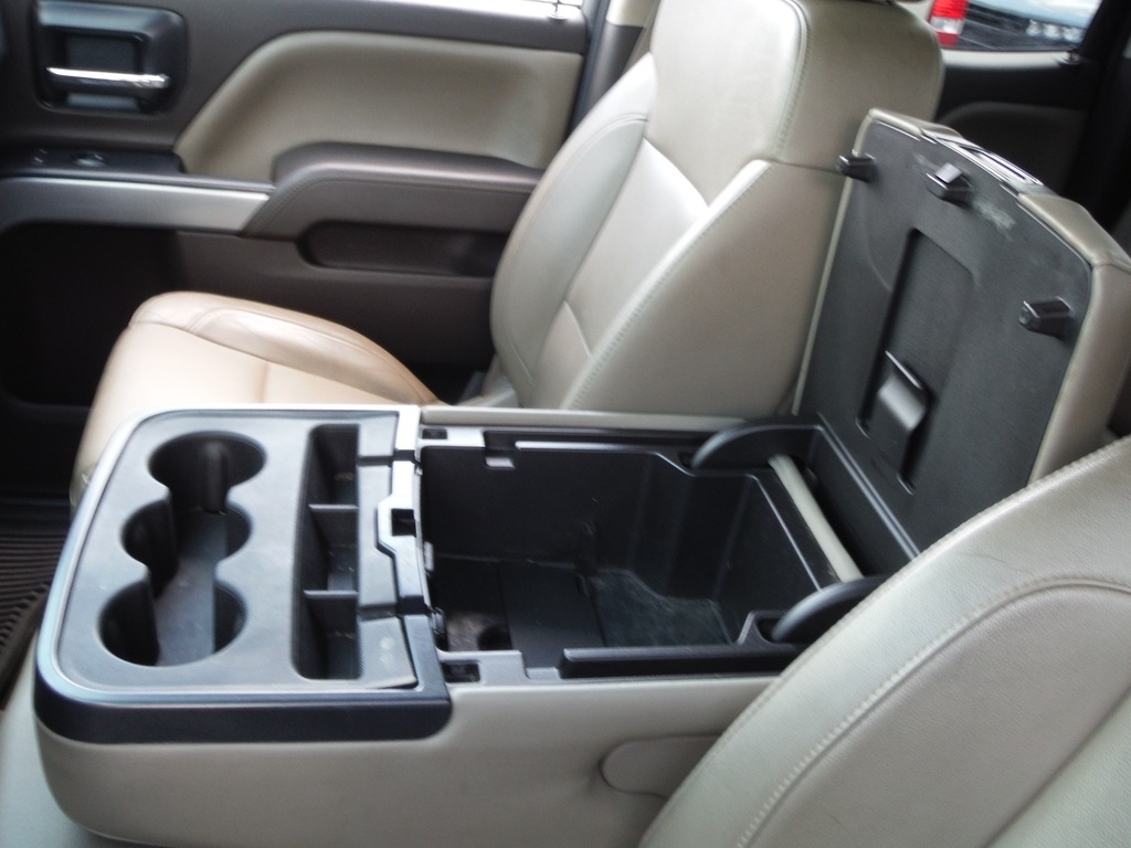 2015 Chevrolet Silverado 2500HD image 25