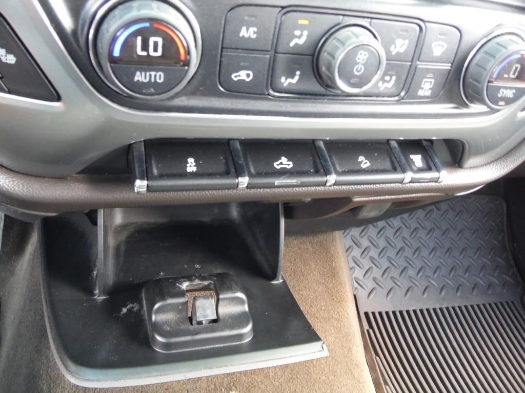 2015 Chevrolet Silverado 2500HD image 29