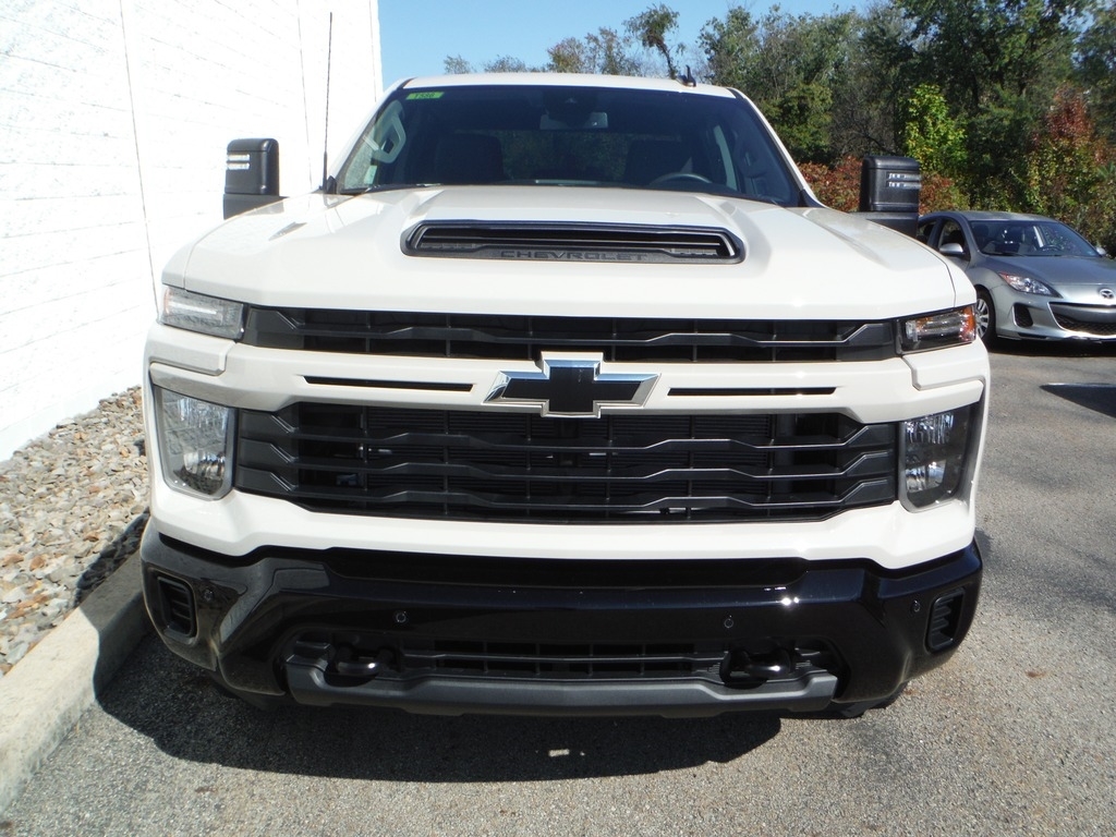 2026 Chevrolet Silverado 2500HD image 5