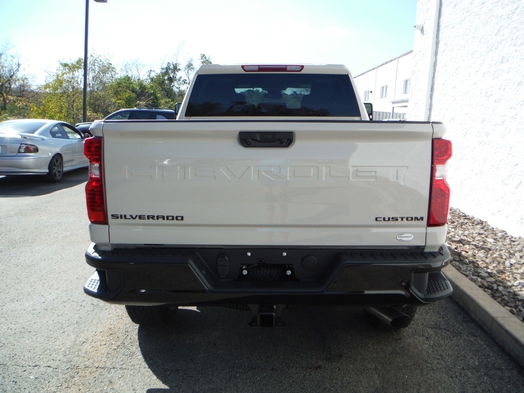 2026 Chevrolet Silverado 2500HD image 14