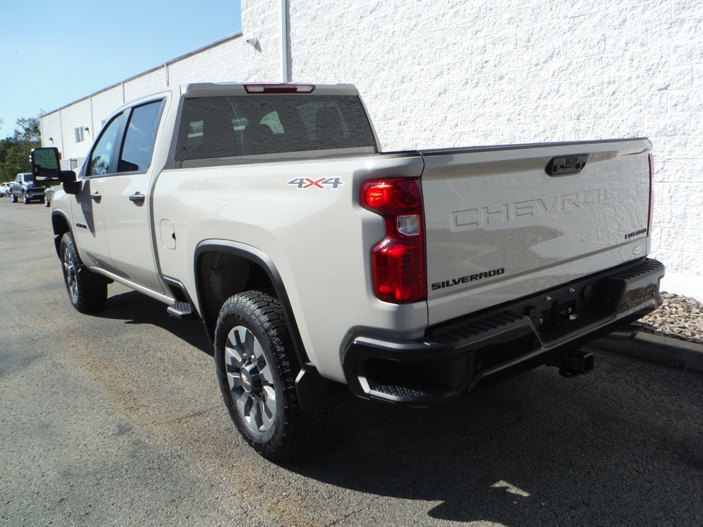 2026 Chevrolet Silverado 2500HD image 16