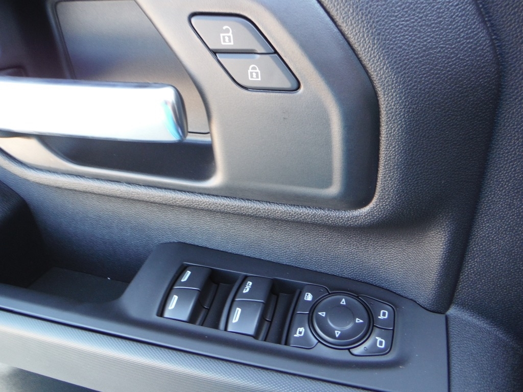 2026 Chevrolet Silverado 2500HD image 24